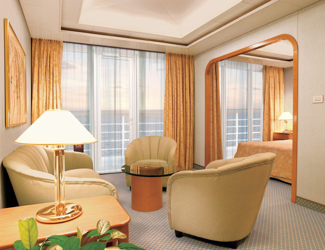 Curtains in stateroom